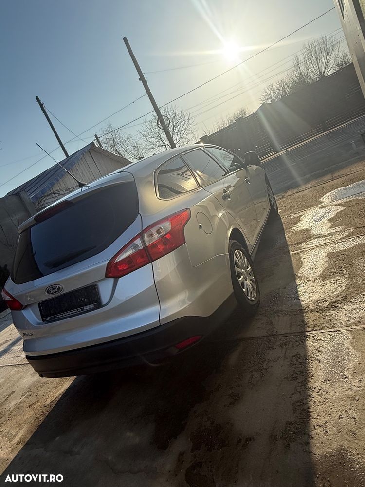 Ford Focus - 5
