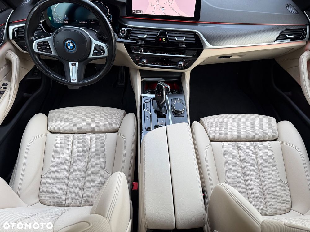 BMW Seria 5 530e M Sport sport - 26