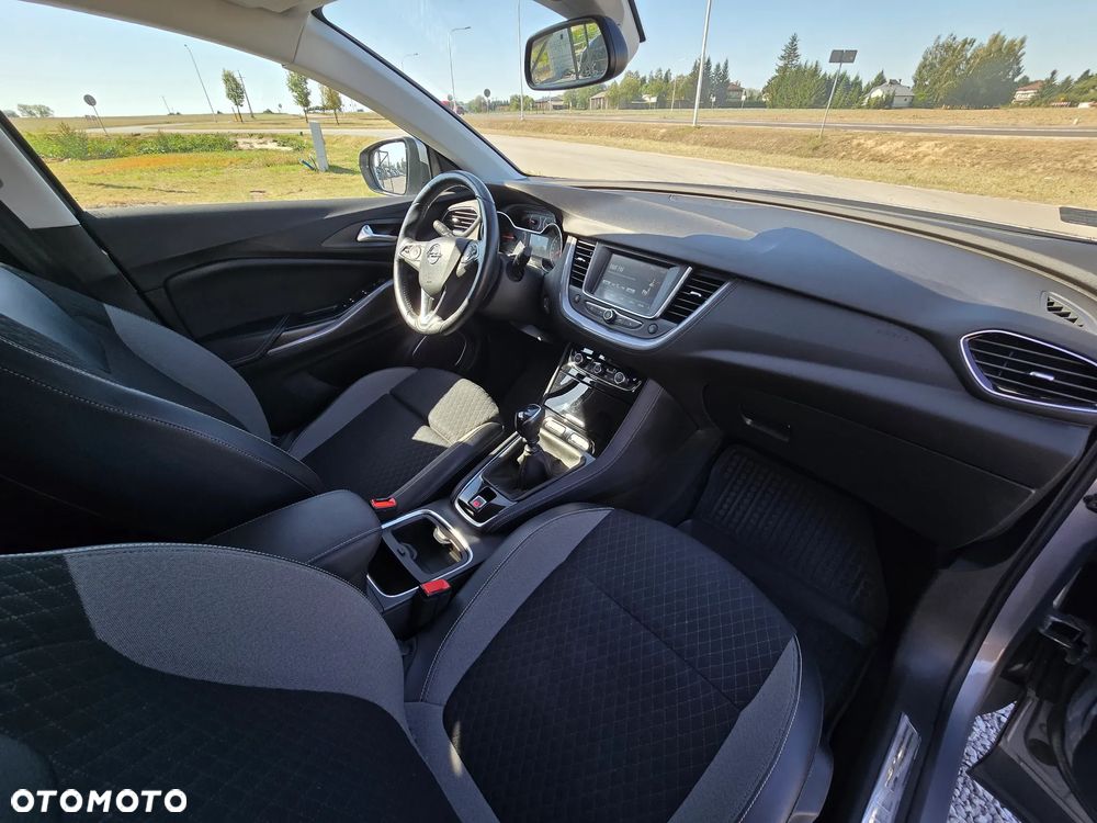Opel Grandland X 1.2 T Innovation S&S - 25