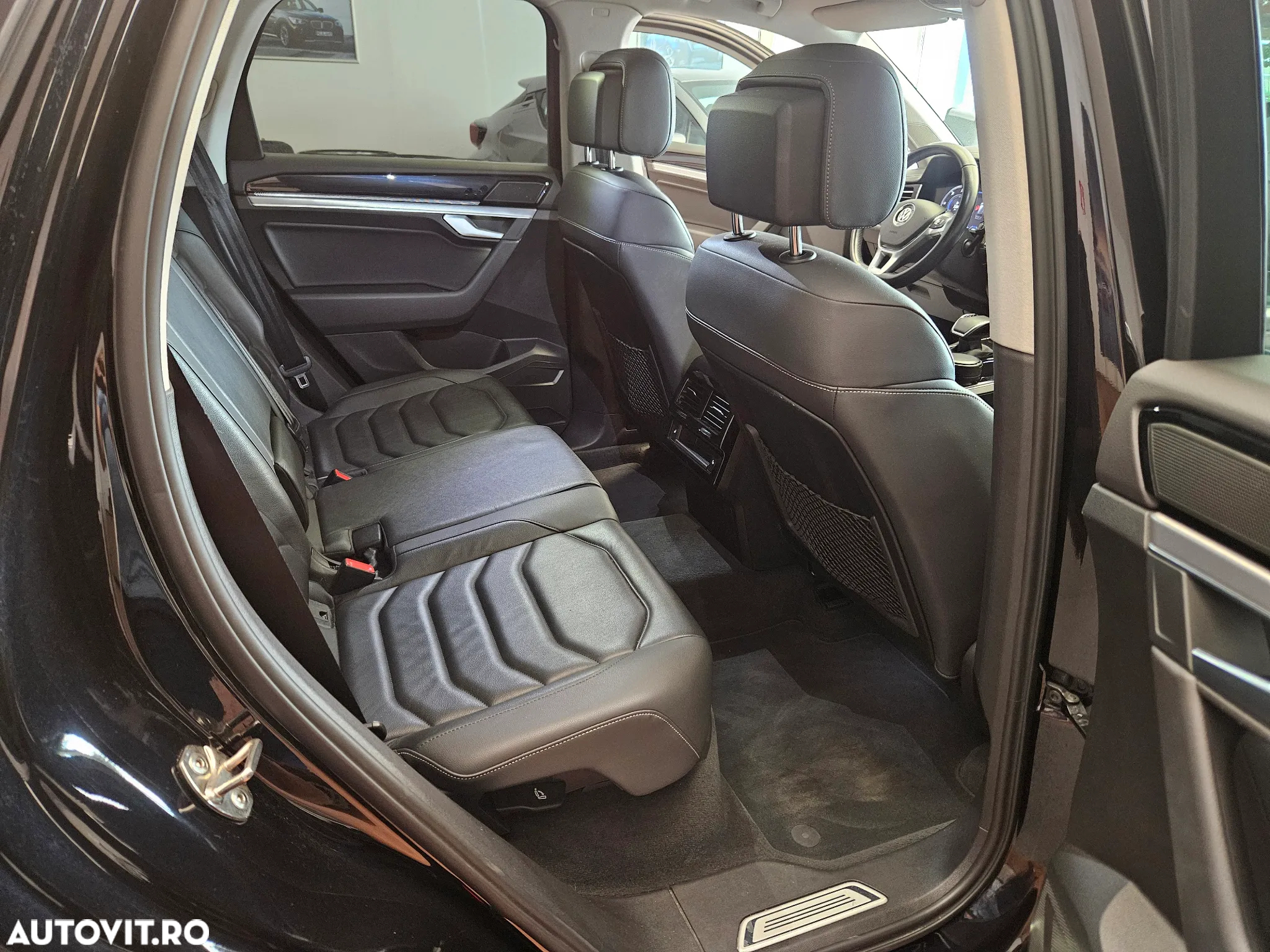 Volkswagen Touareg V6 TDI Atmosphere - 19