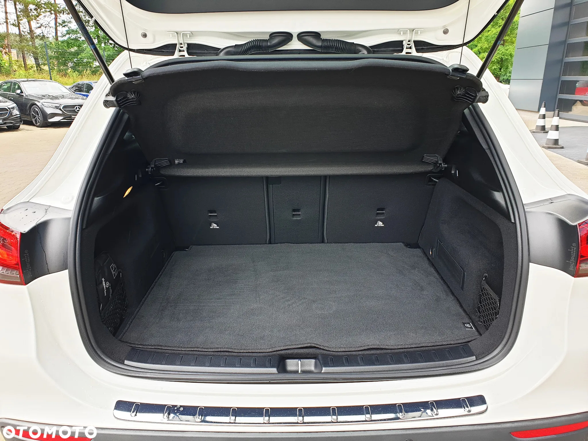 Mercedes-Benz GLA 200 Progressive - 18