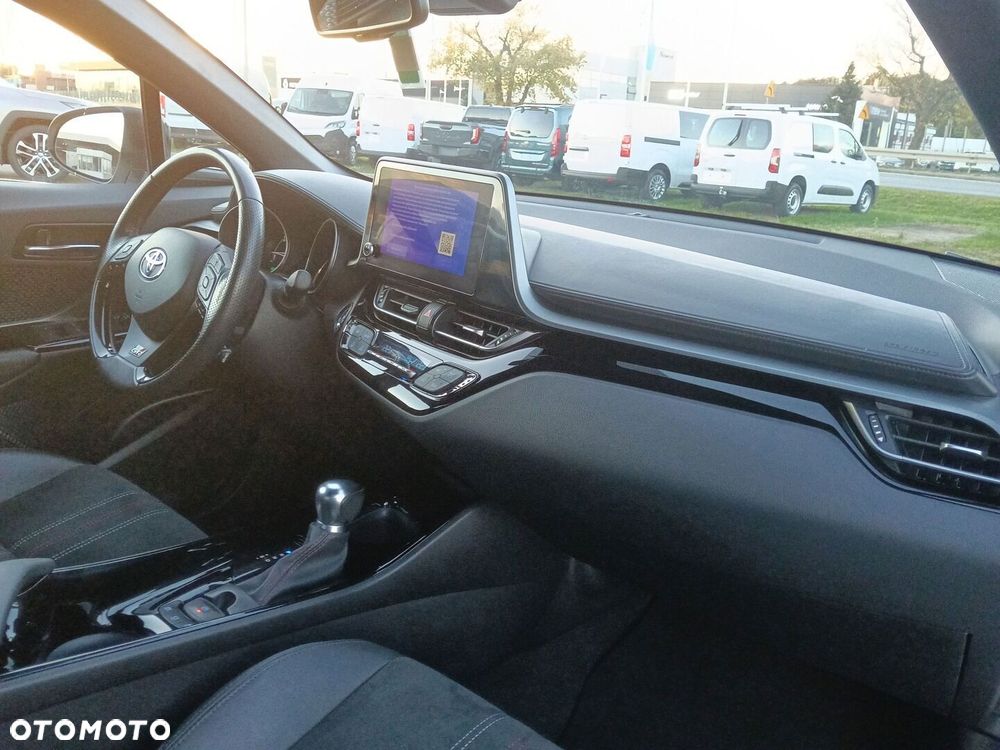 Toyota C-HR 2.0 Hybrid GR Sport - 11