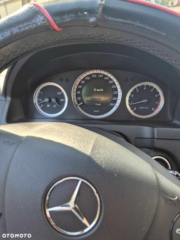 Mercedes-Benz Klasa C 200 Kompressor Classic - 12