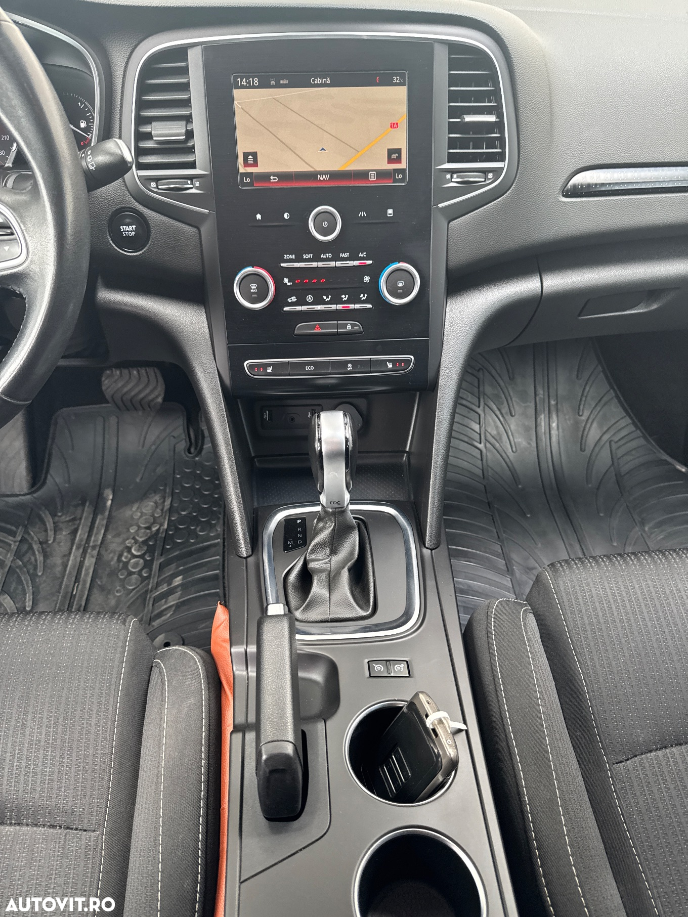 Renault Megane ENERGY dCi 110 EDC INTENS - 13