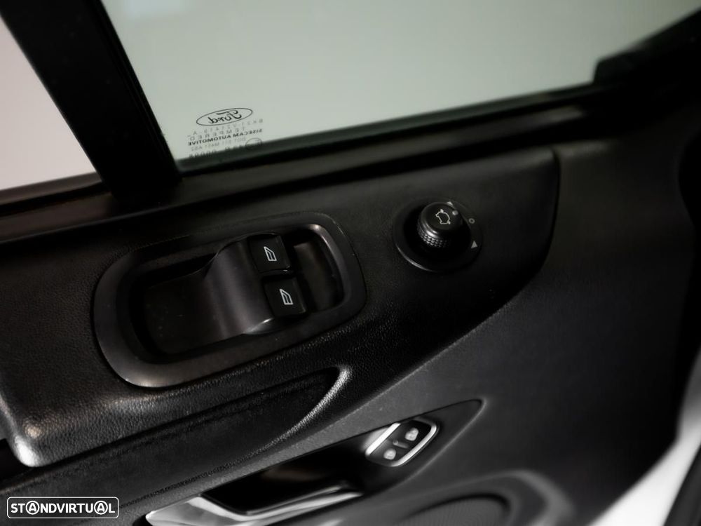 Ford Transit custom 280 2.0 TDCI L1H2 TECTO ALTO TREND C/IVA - 11