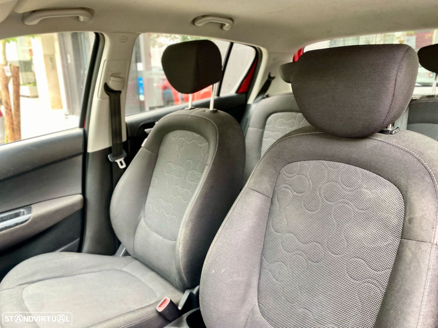 Hyundai i20 blue 1.4 CRDi Classic - 15