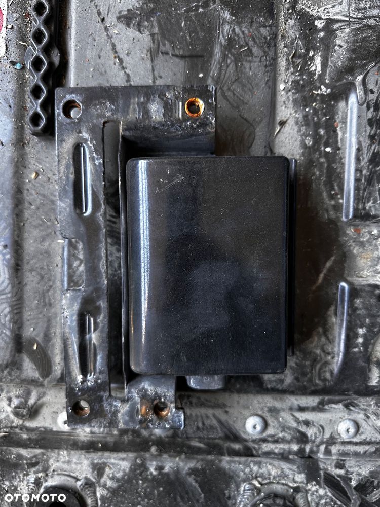Radar Sensor czujnik odległości VOLVO FH4 21723744-P07 - 3