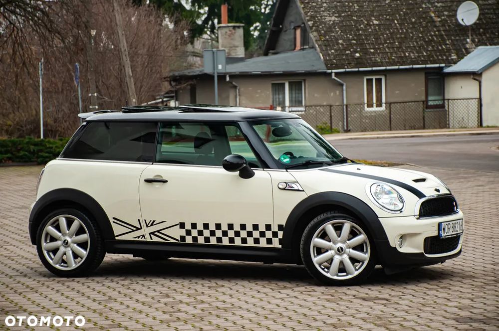 MINI Cooper S 50 Camden - 6