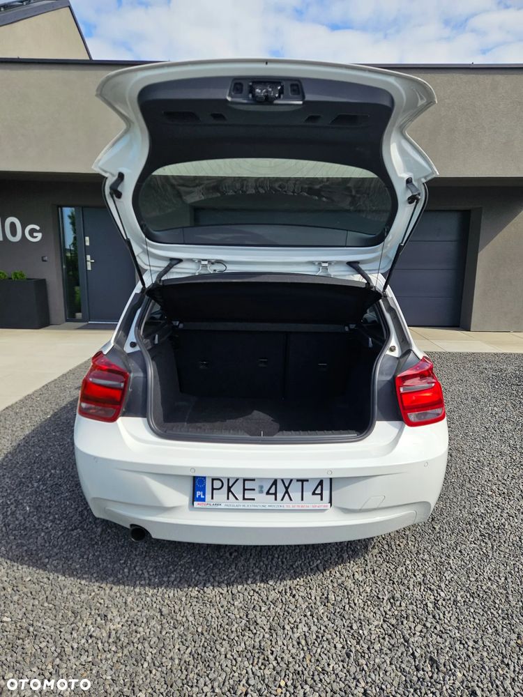BMW Seria 1 114i - 11