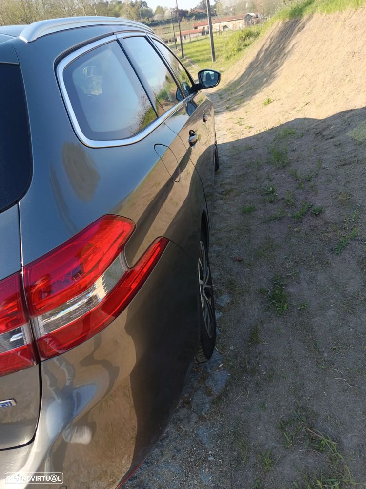 Peugeot 308 SW 1.6 e-HDi Allure - 20