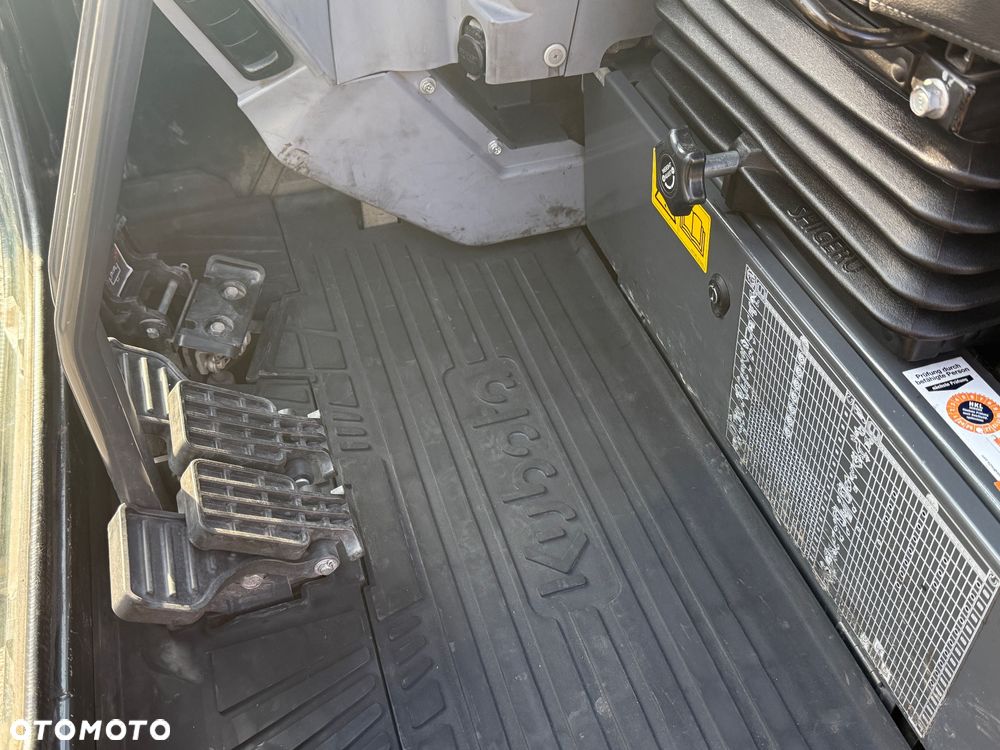 Kubota Minikoparka U36-4 - 33