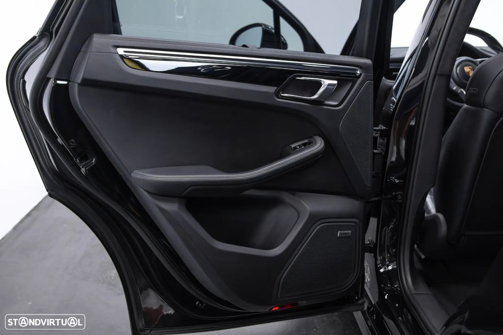Porsche Macan Turbo PDK - 14