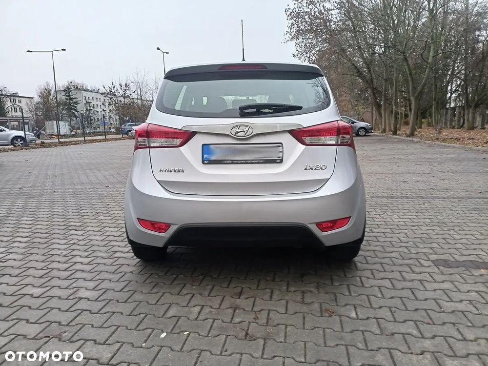 Hyundai ix20 1.4 Classic + - 8