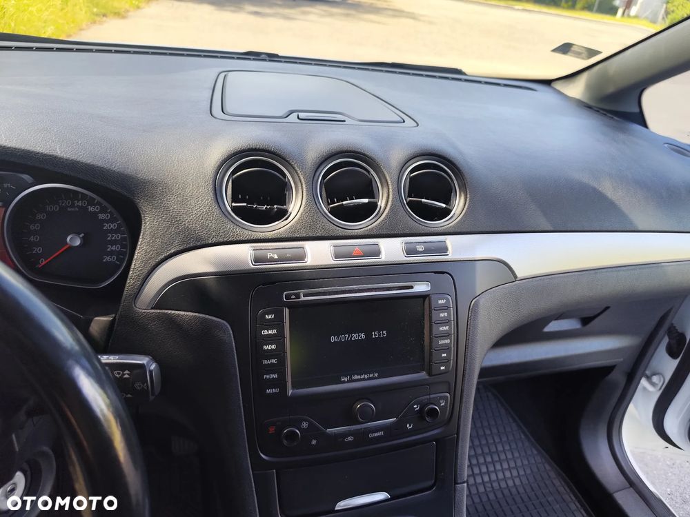 Ford Galaxy 2.0 TDCi Trend - 19