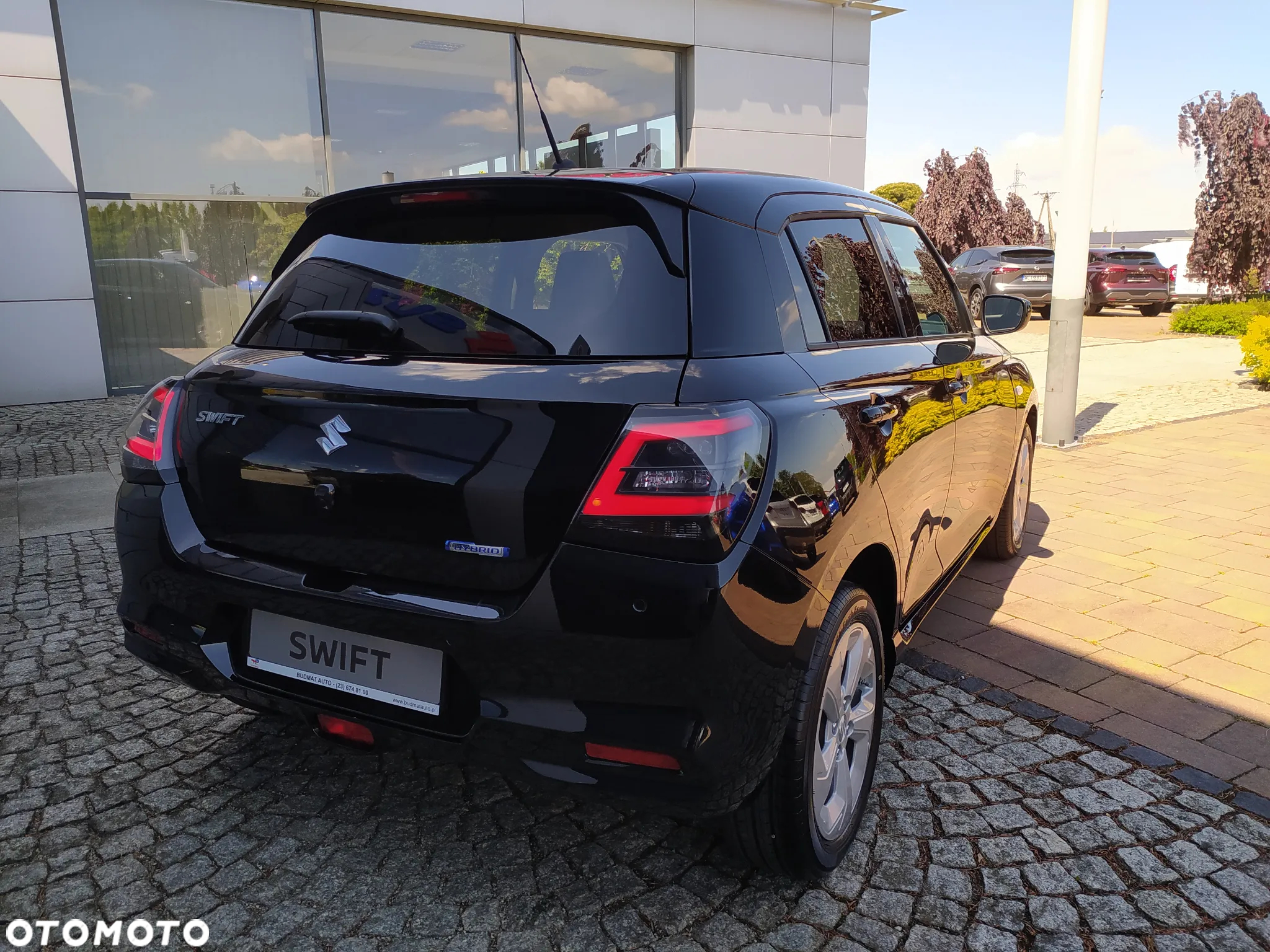 Suzuki Swift 1.2 Dualjet SHVS Premium Plus CVT - 11