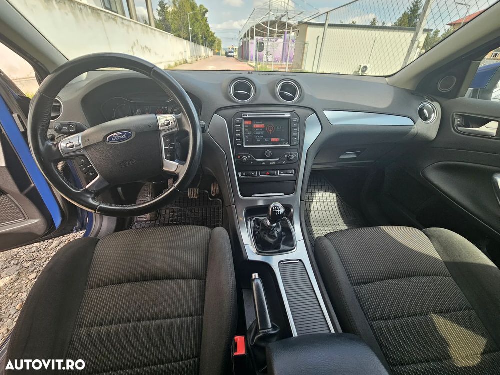 Ford Mondeo 1.6 TDCi Ambiente - 9