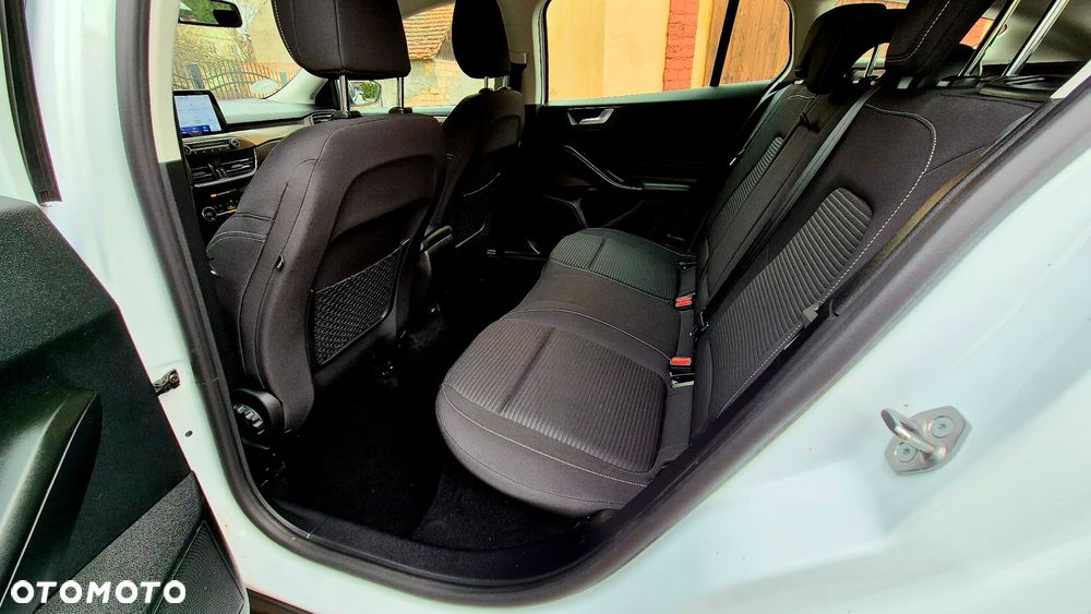 Ford Focus 1.5 EcoBlue STart-Stopp-System TITANIUM - 17