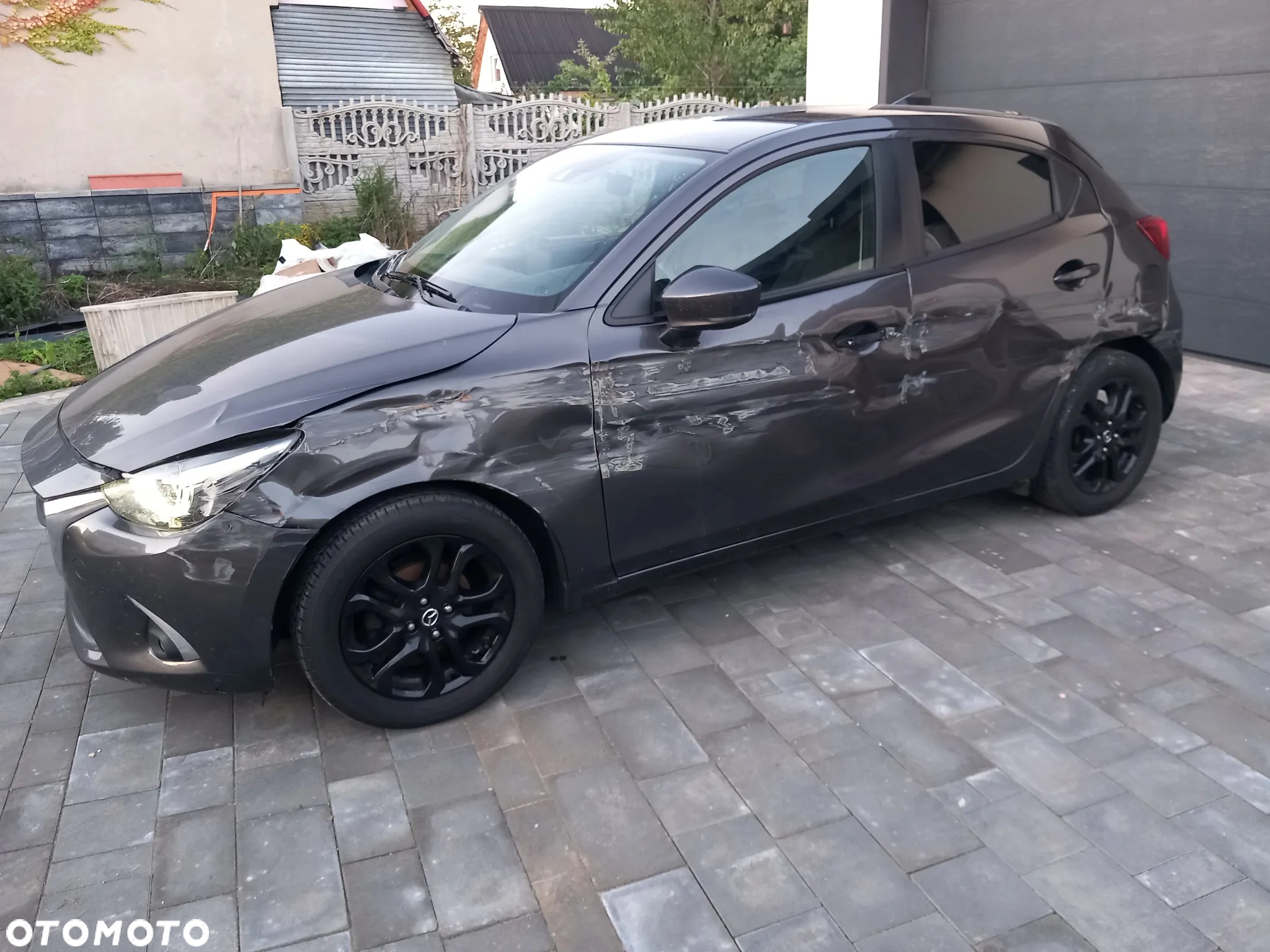 Mazda 2 SKYACTIV-G 90 KIZOKU - 2