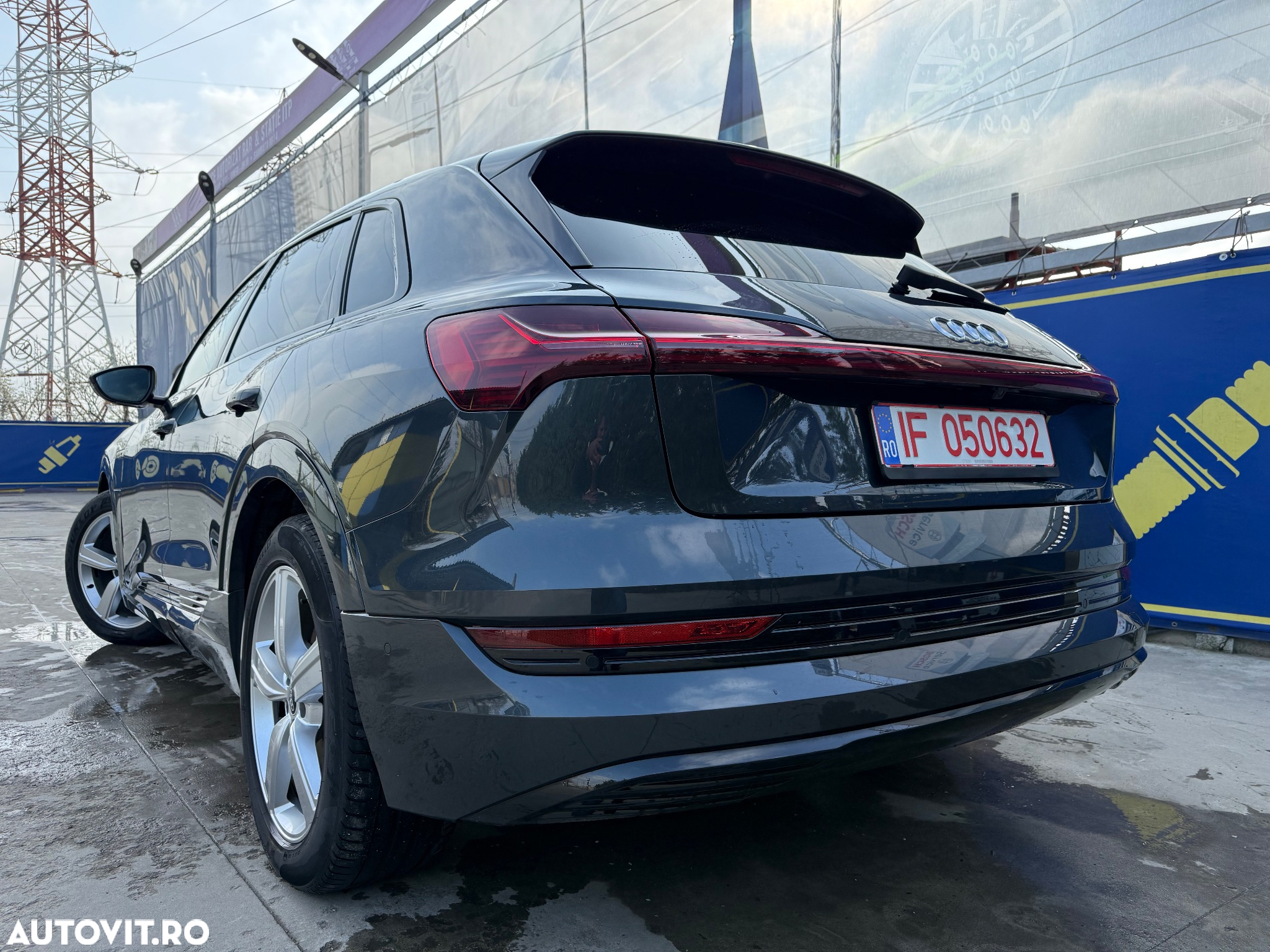 Audi e-tron 55 quattro advanced - 8