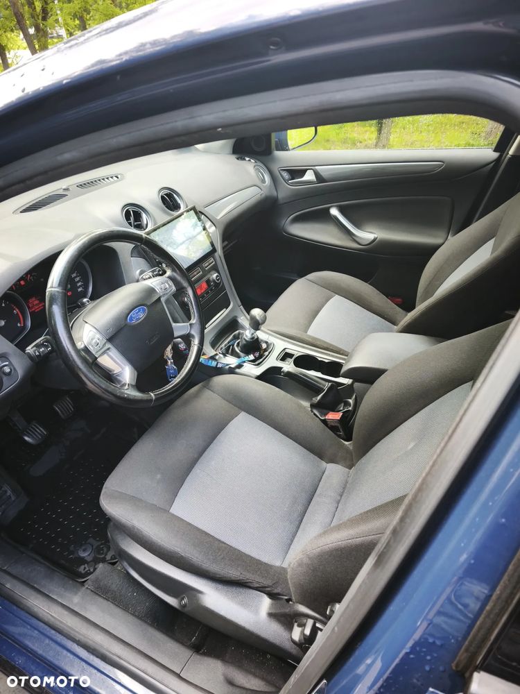 Ford Mondeo 2.0 TDCi Silver X Plus - 18