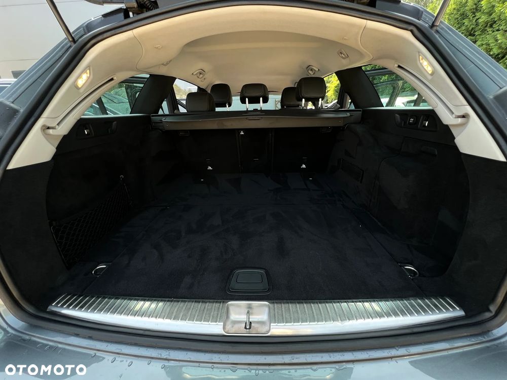 Mercedes-Benz Klasa E 220 d 9G-TRONIC - 39