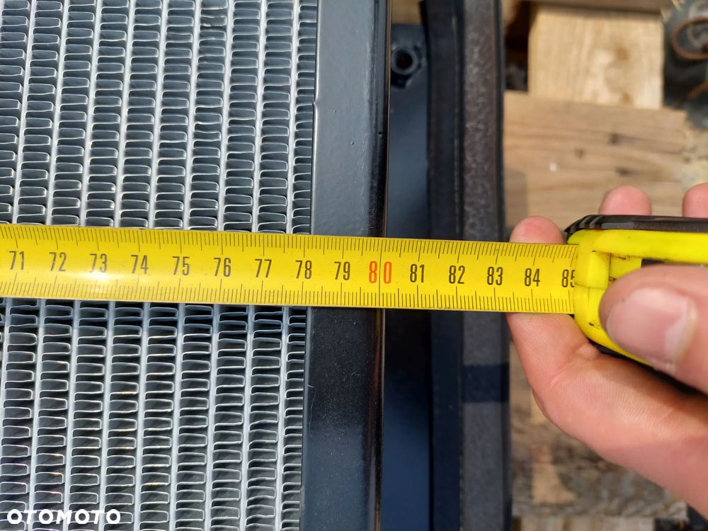 [24][80×67] Chłodnica cieczy oleju wody zespół chłodnic intercooler Manitou MLT 733, 933, 1033 630,730 - 9