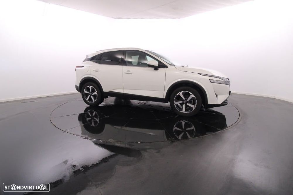 Nissan Qashqai 1.3 DIG-T N-Connecta LED+SKY - 10