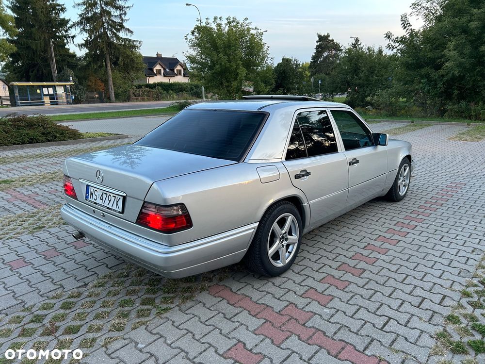 Mercedes-Benz Klasa E - 5