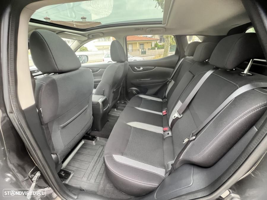 Nissan Qashqai 1.5 dCi N-Connecta - 20