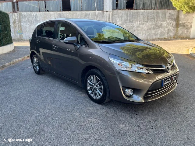 Toyota Verso 1.6 D-4D Comfort - 3