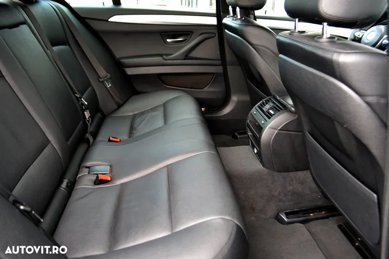 BMW Seria 5 525d xDrive AT - 20