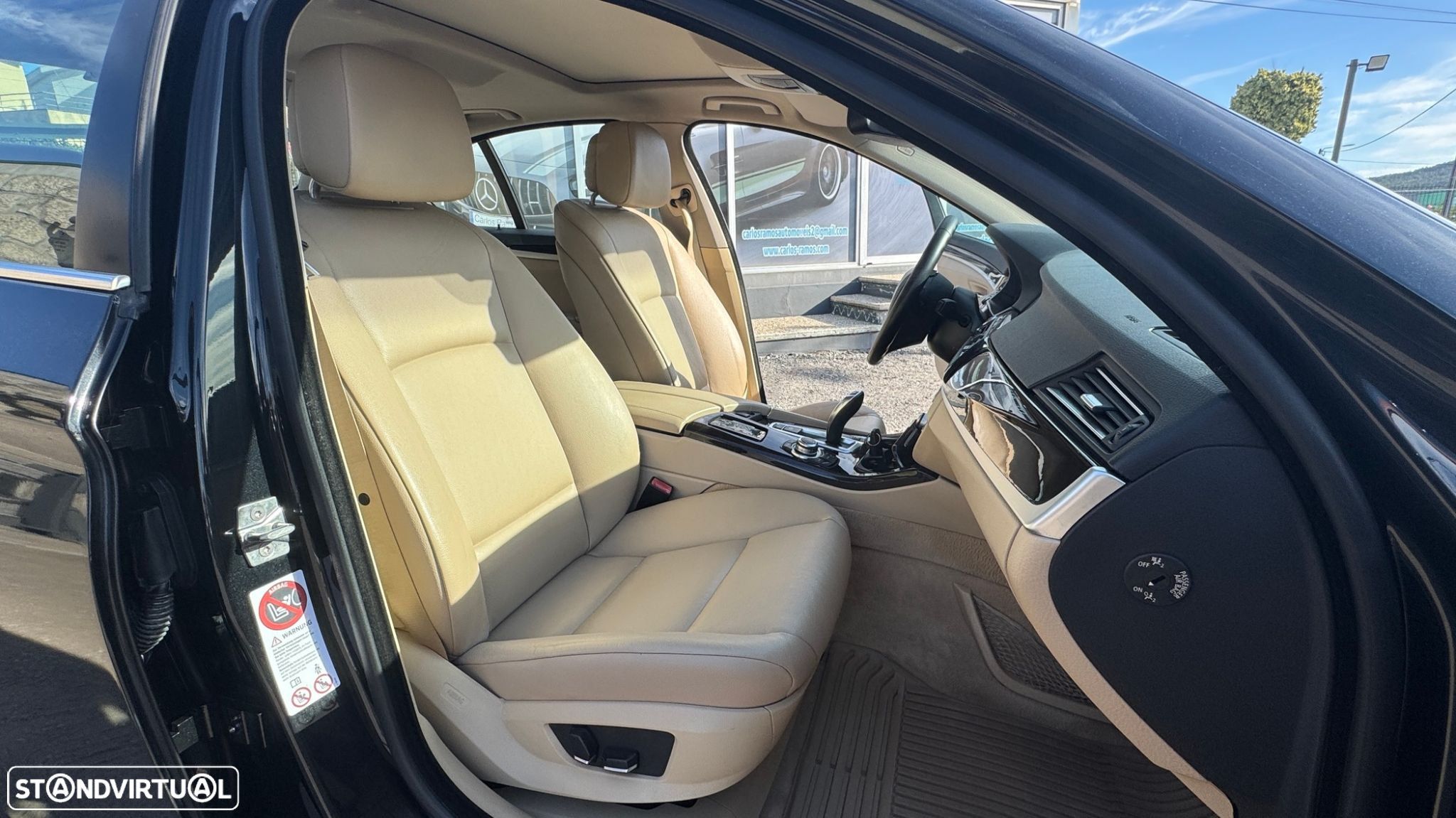 BMW 520 d Exclusive Auto 123g - 24