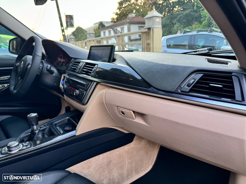BMW 320 d DPF Blue Performance Edition Sport - 30