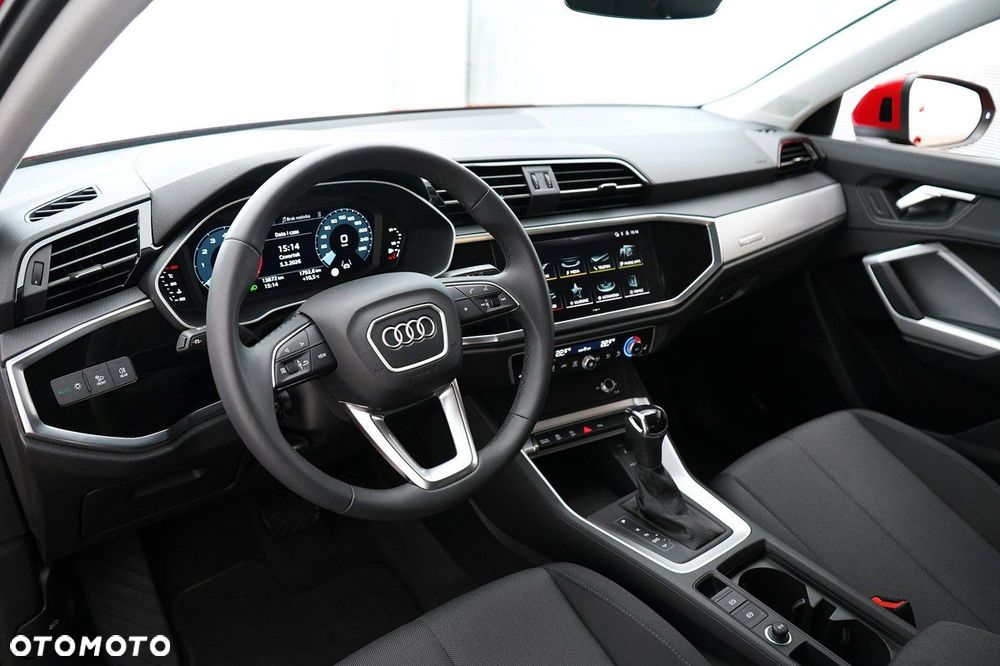 Audi Q3 Sportback - 14