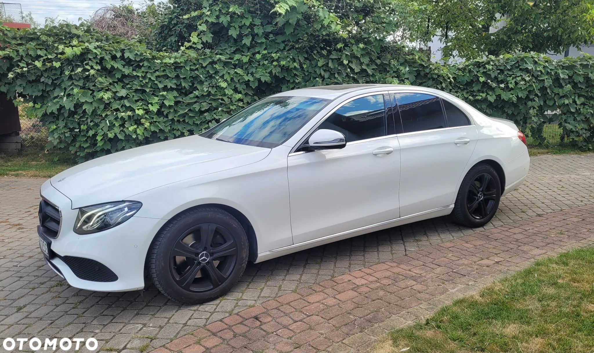 Mercedes-Benz Klasa E 250 9G-TRONIC - 1