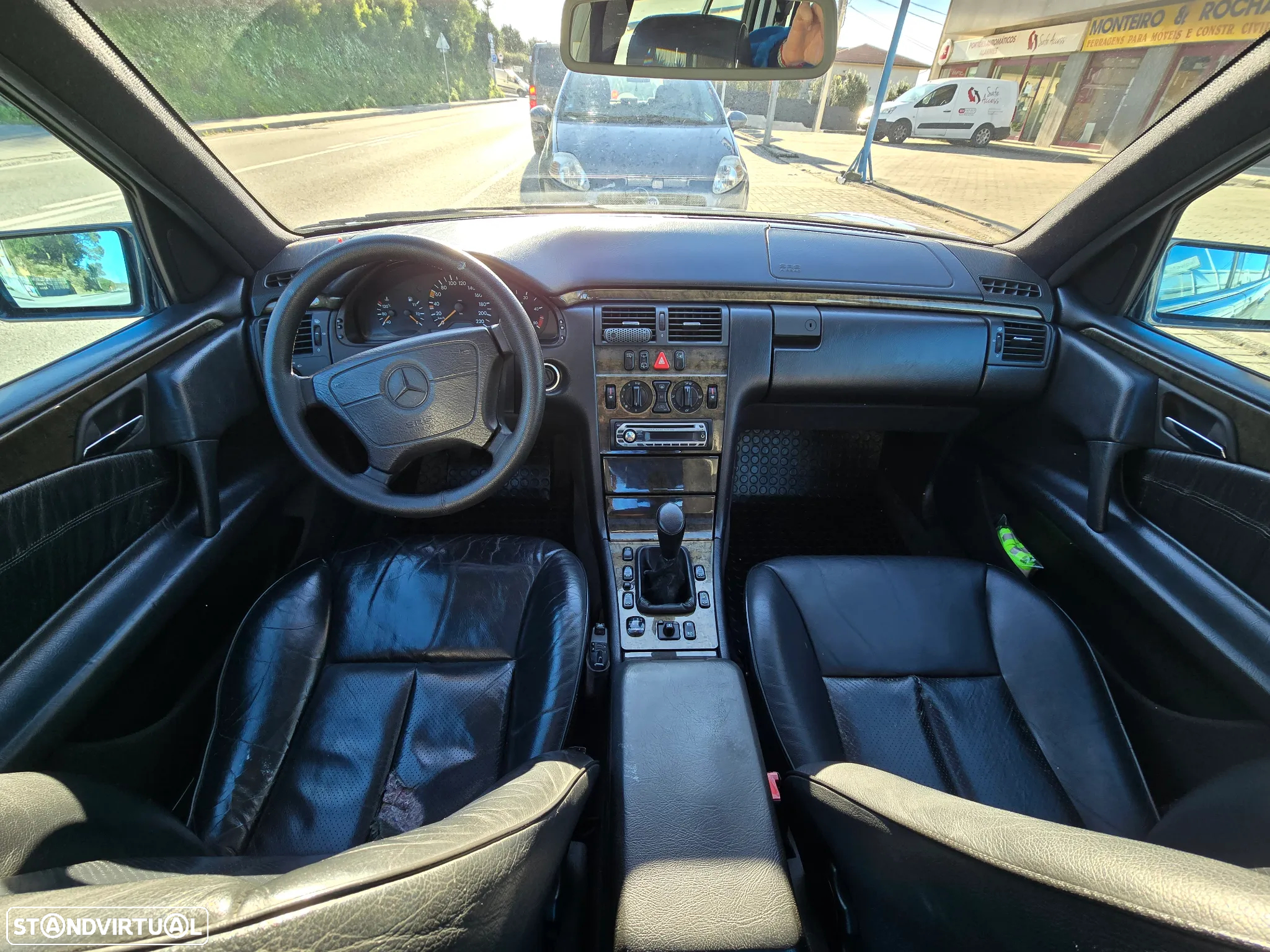 Mercedes-Benz E 290 TD Avantgarde - 10