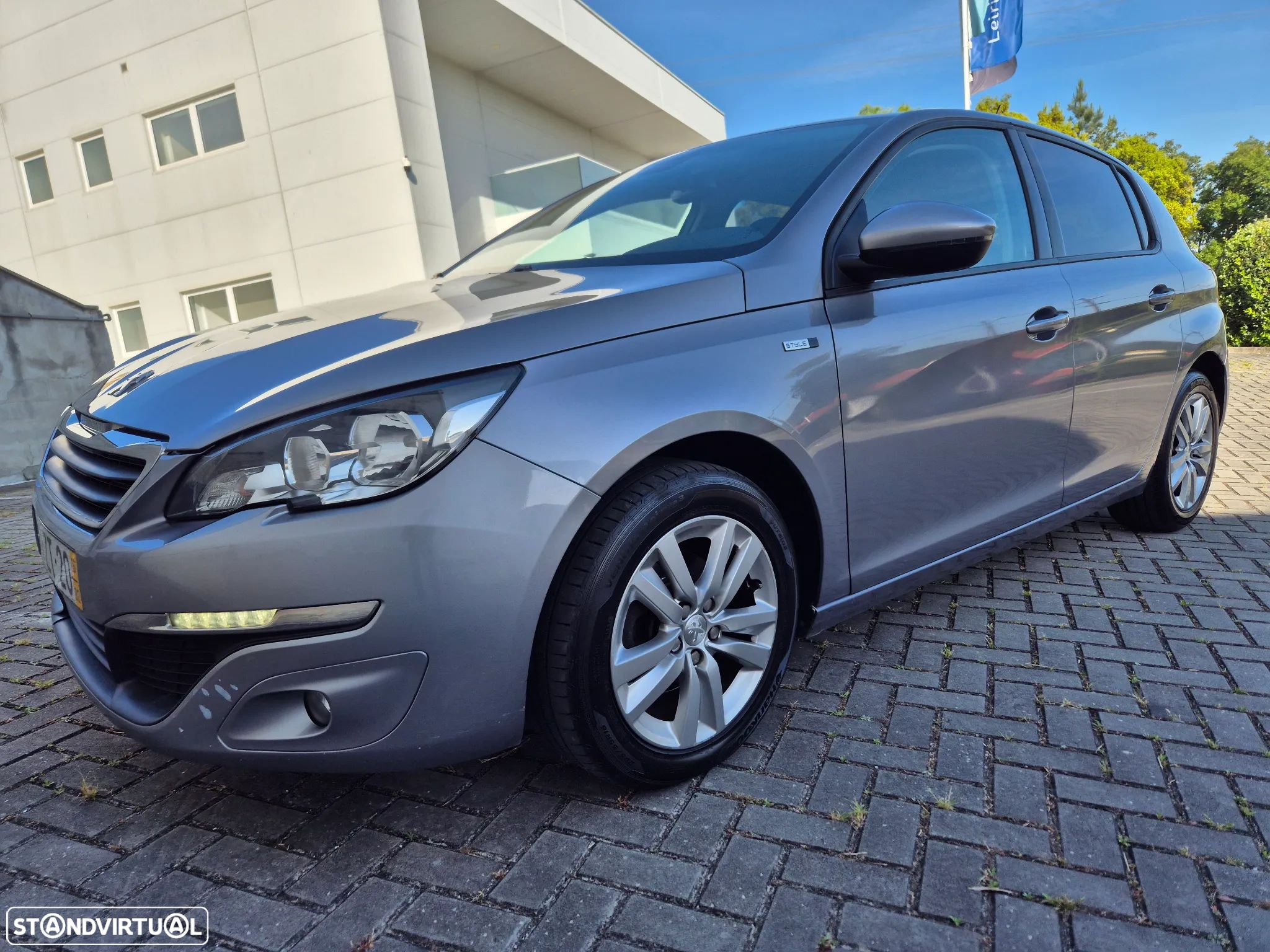 Peugeot 308 PureTech 130 Stop & Start Style - 1
