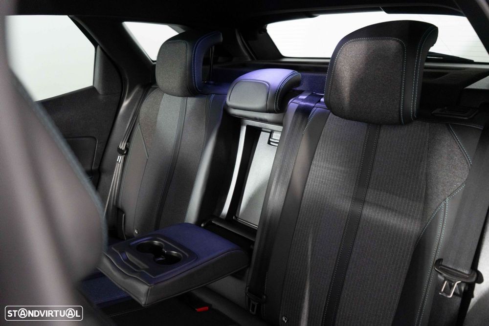 Peugeot 3008 1.6 Hybrid Allure Pack e-EAT8 - 11