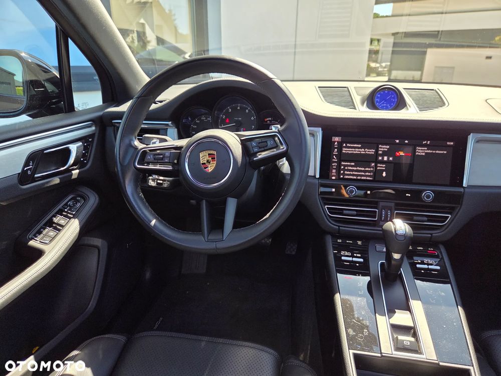 Porsche Macan T - 7