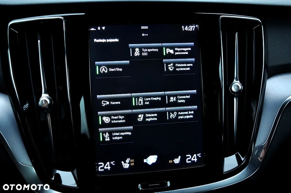 Volvo V60 D3 Momentum Pro - 25