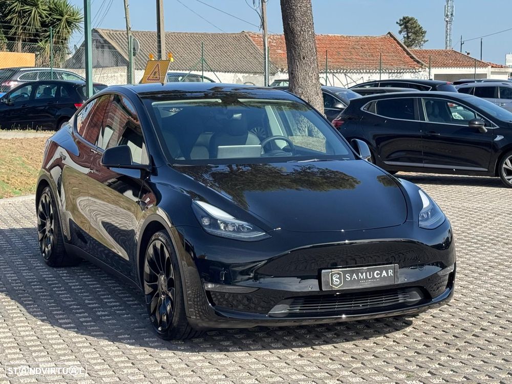 Tesla Model Y Performance Tração Integral - 16