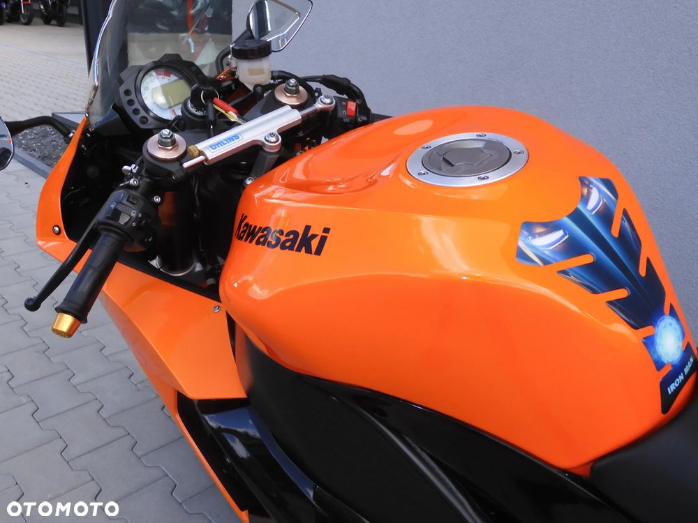 Kawasaki Ninja - 25