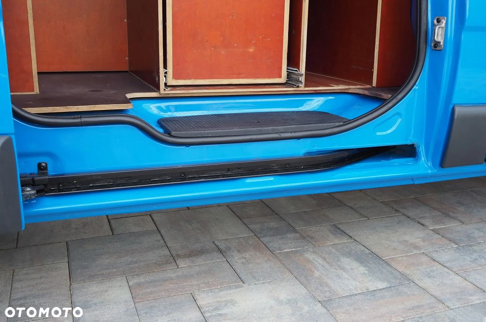 Renault TRAFIC - 33