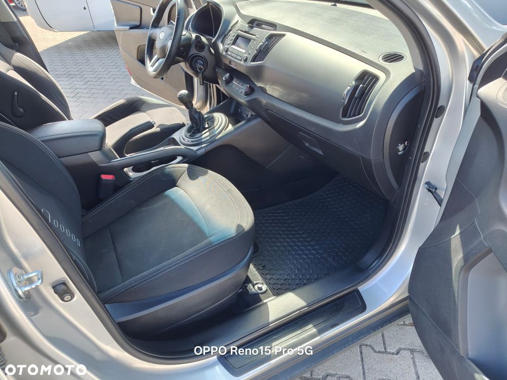 Kia Sportage 2.0 CVVT 4WD Spirit - 14