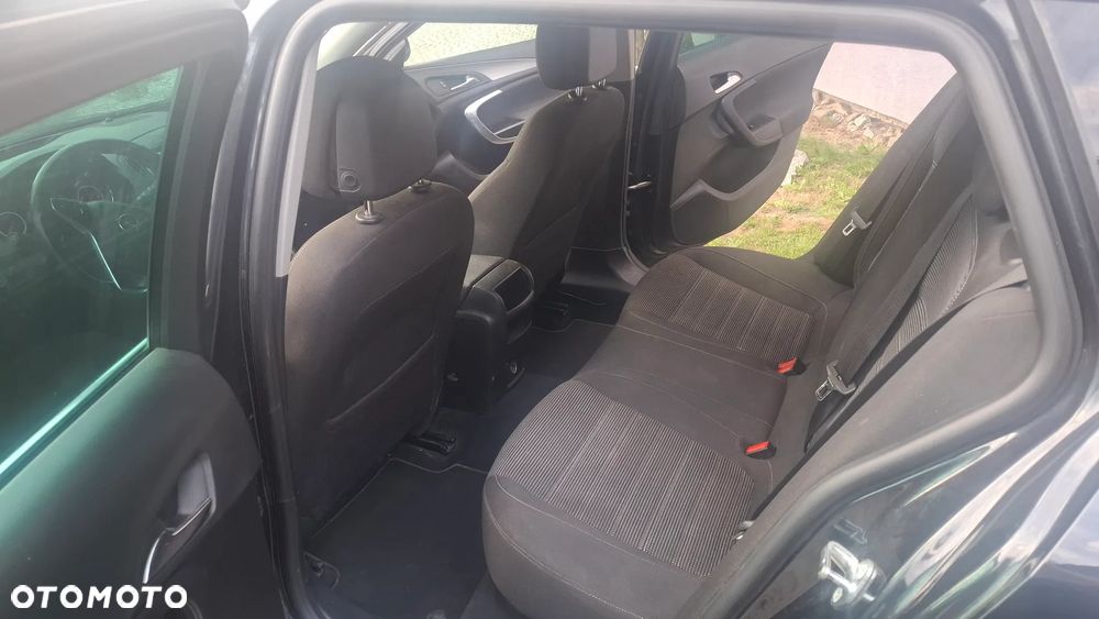 Opel Insignia CT 2.0 CDTI - 13