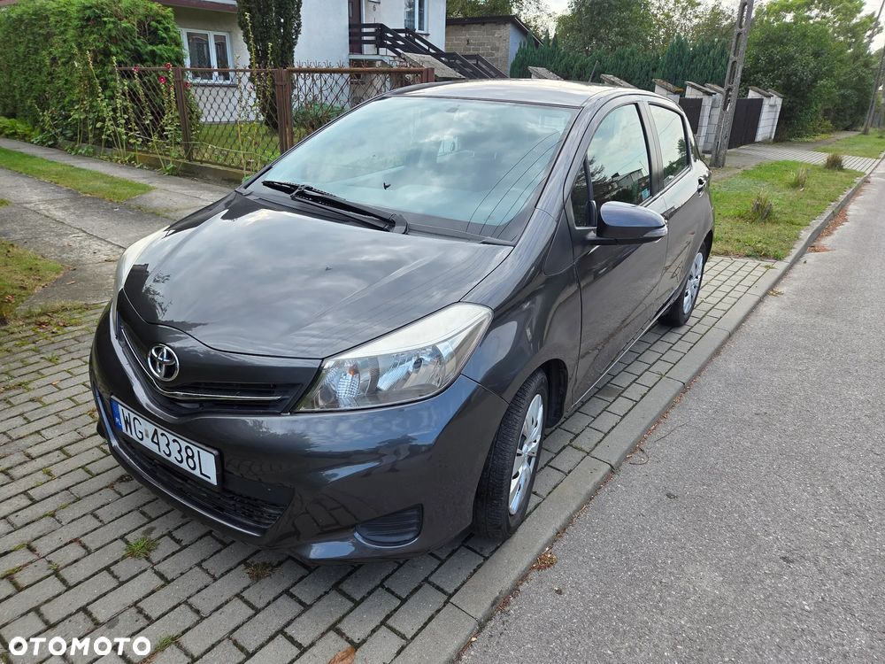 Toyota Yaris 1.0 Premium - 3