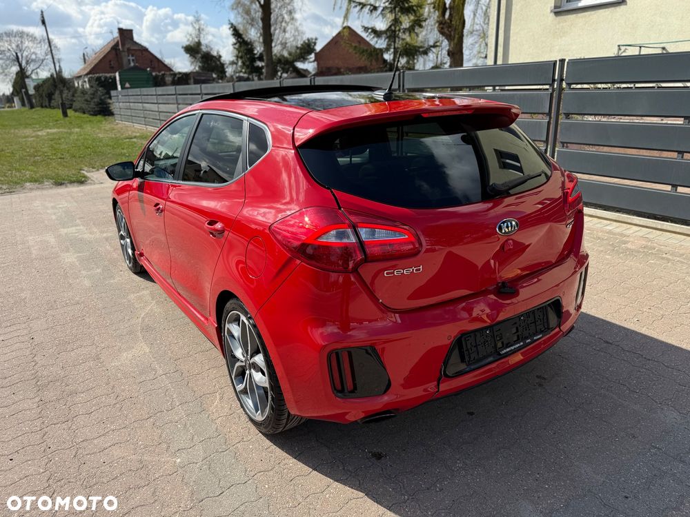 Kia Ceed 1.6 T-GDI GT-Challenge - 11