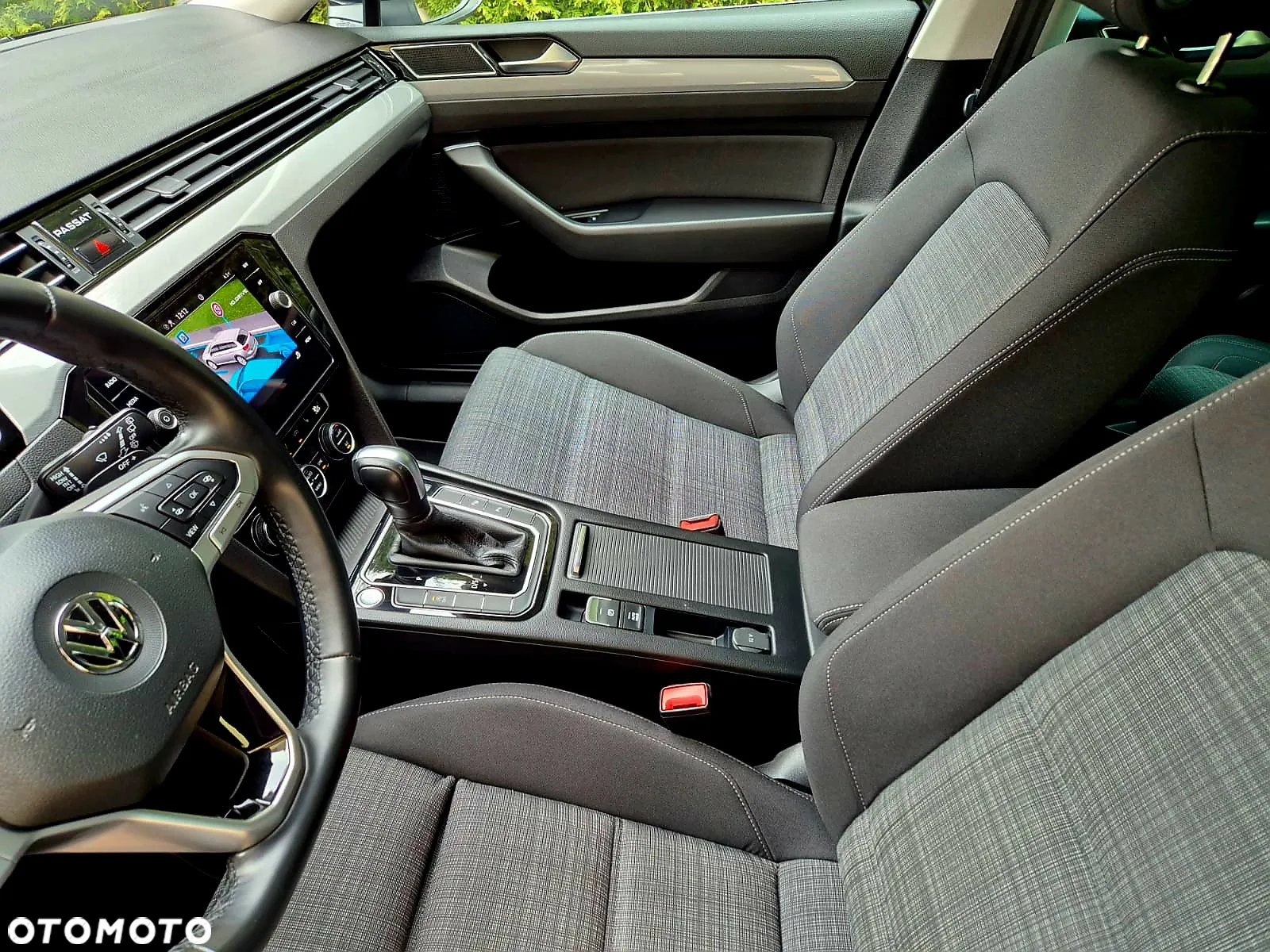 Volkswagen Passat 2.0 TSI Business DSG - 24