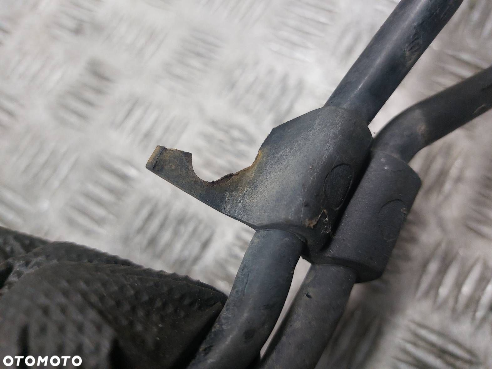 CHŁODNICZKA PŁYNU WSPOMAGANIA VW PASSAT B5 FL 1.9 TDI 8D0422885K - 3
