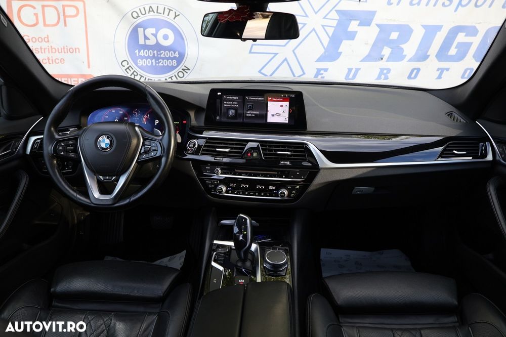 BMW Seria 5 520d AT - 14